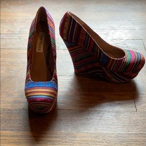 Steve Madden Colorful Wedges
